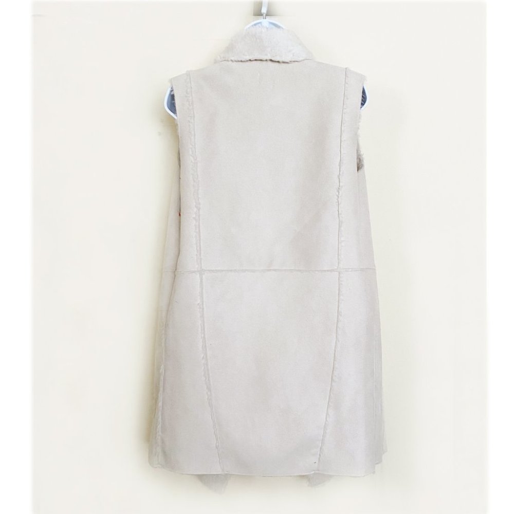 J+J New Women's Matilda Faux-Fur Open Front  IVORY Vest - Picture 2 of 4
